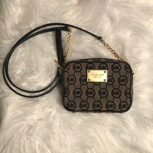 Michael Kors crossbody bag